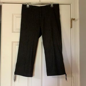 Gap wool Capri pants size 6